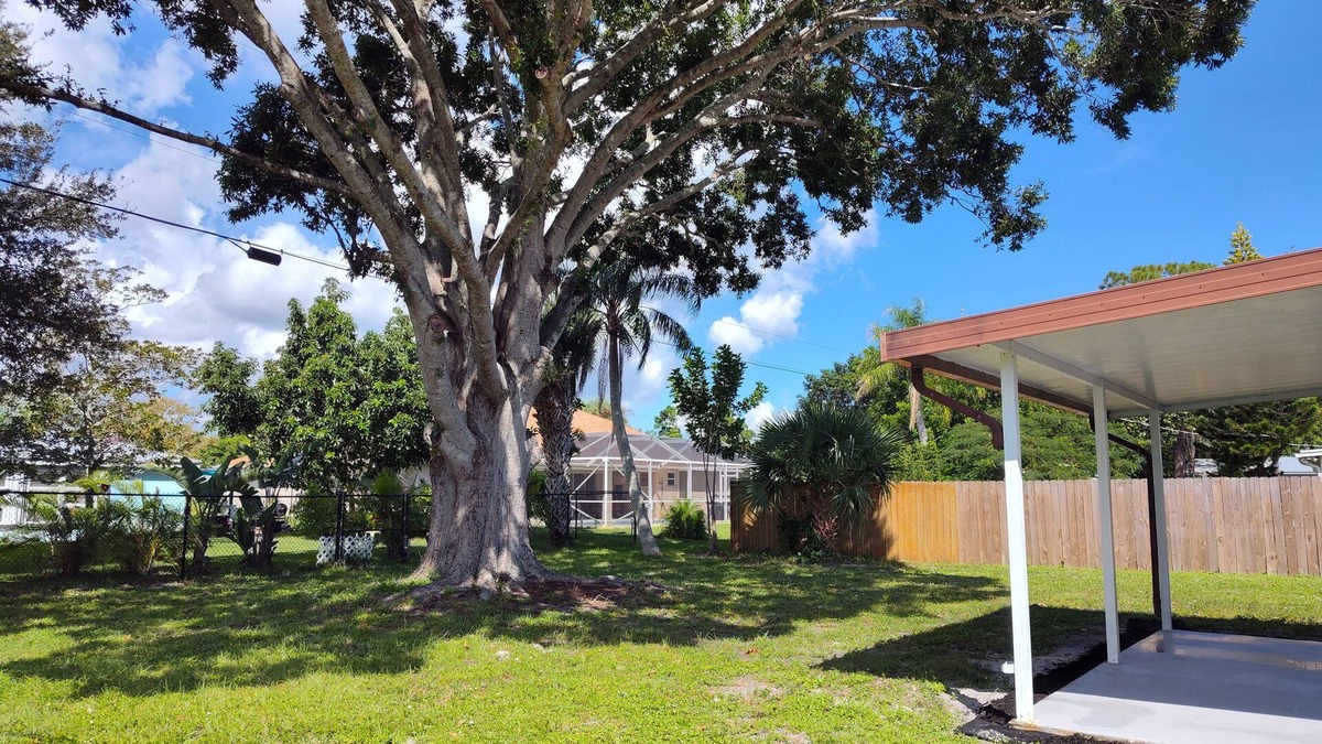 Sebastian Highlands Cottage | CHARMING & RENOVATED 2-bedroom cottage in Beautiful Sebastian! Bring your Boat!