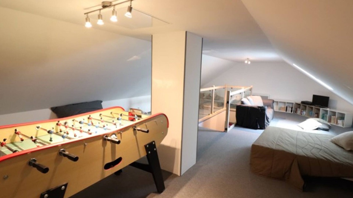 Villedieu Cottage | Charming Renovated Farmhouse, Close to Saint-Flour, Sleeps 9, with Garden & Terrace