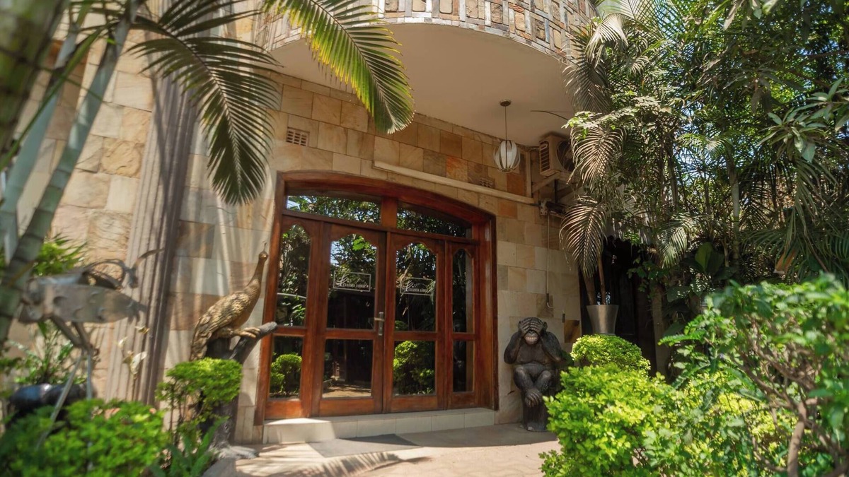 Lubumbashi Cabin | Charming Retreat and Free Breakfast