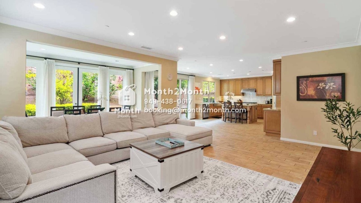 Irvine House | Charming Retreat at Crestwick: Your Perfect Summer Getaway Awaits! #7572