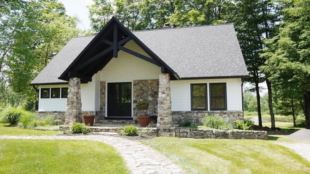 Goshen House | Charming Retreat at Stone Hill Estate – Nature Meets Luxury