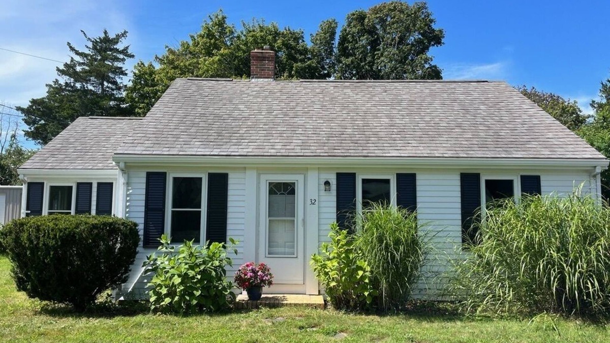 East Falmouth House | Charming Retreat - Central A/C, Firepit, Walk to Downtown