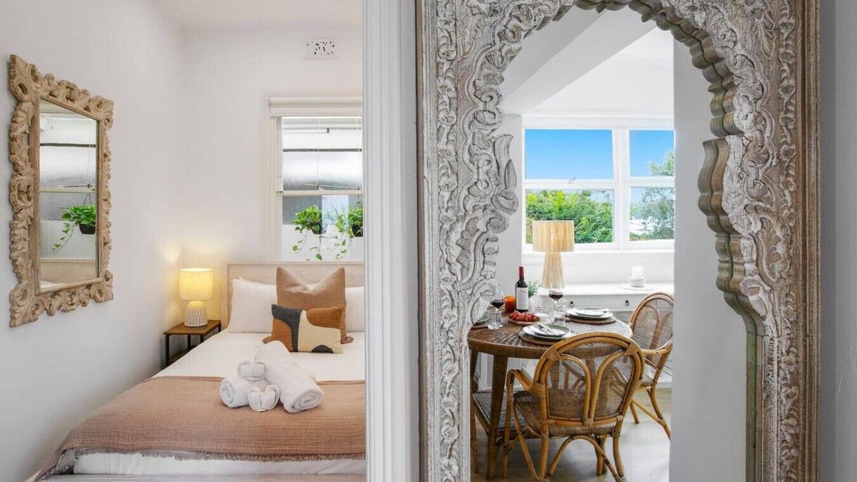 Sydney Apartment | Charming Retreat in Exclusive Glebe Estate
