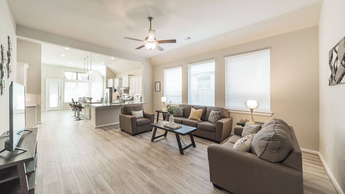 Sienna Plantation House | Charming Retreat in Sienna - Perfect Getaway for Your Next Vacation Adven #40860