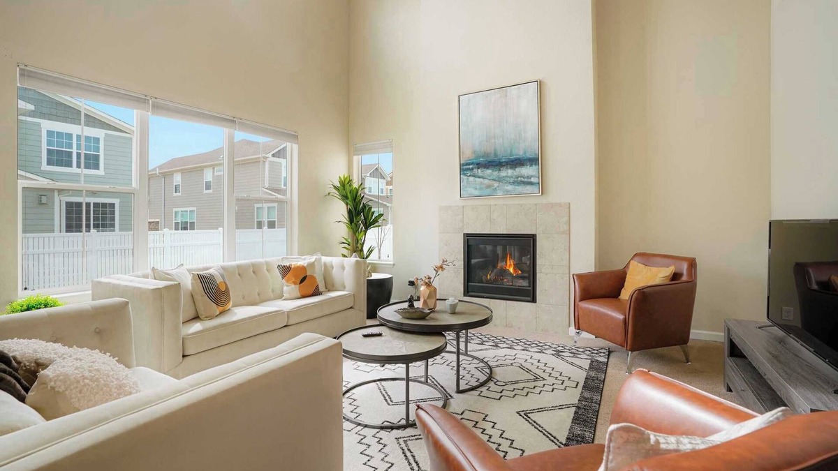 Longmont House | Charming Retreat on Linda Place: A Cozy Escape Awaits You and Your Guests #41709