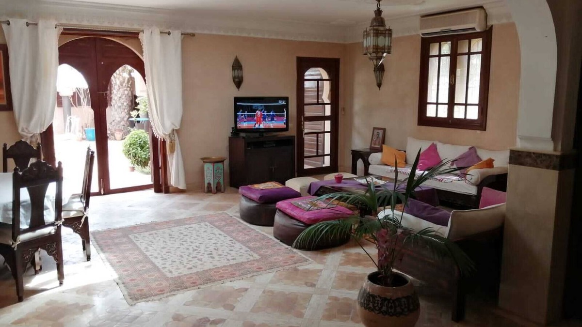 Marrakech House | CHARMING RIAD IN A PRIVATE RESIDENCE IN THE HEART OF OLIVERAIE.