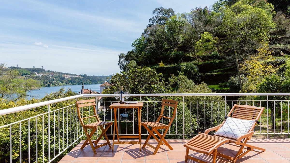 Avintes Other | Charming Riverside Retreat with Pool - 15 Min from Porto