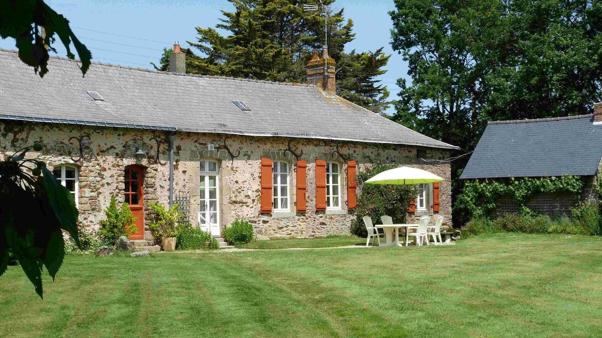 Ruille-le-Gravelais Cottage | Charming rural cottage, 5 guests, Wifi, fireplace