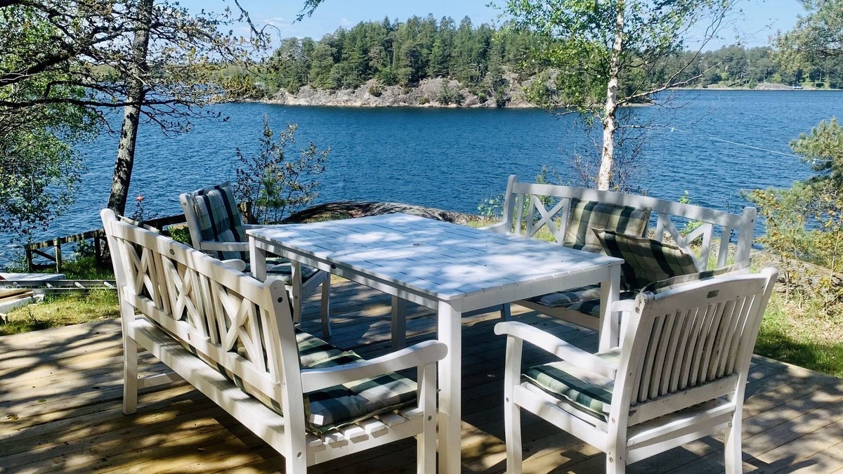 Varmdo Cottage | Charming Rustic Swedish Archipelago Cottage by the water