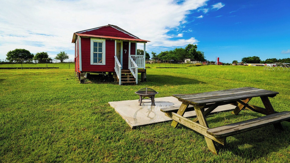 Plantersville Cabin | Charming Rustic Cabin w/Lake view and Country Hills - Family Farms - Cabin 7