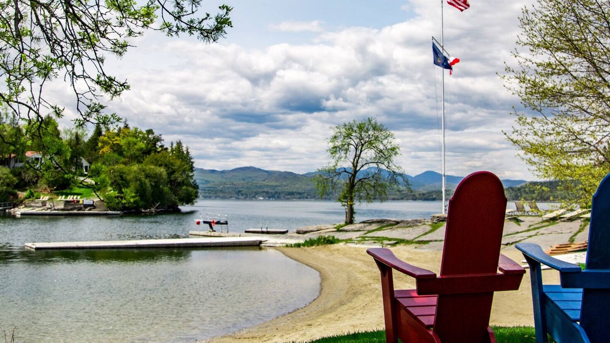 Vergennes Resort | Charming rustic two bedroom cottage steps away from Lake Champlain!