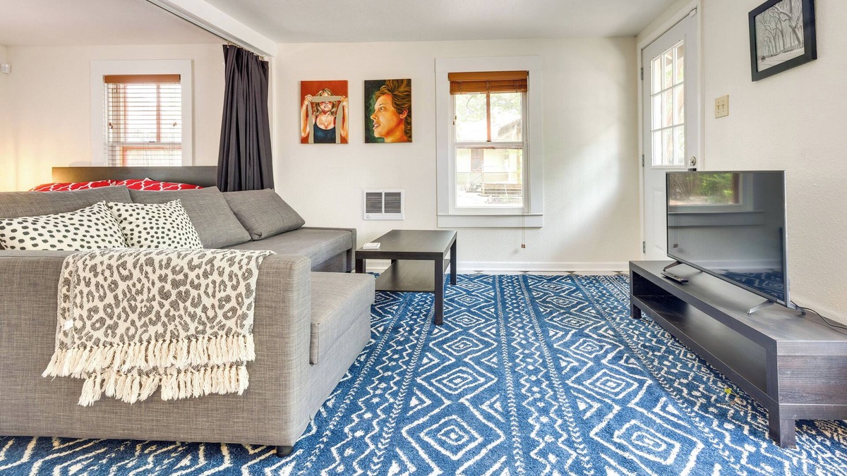 Jefferson Apartment | Charming San Antonio Studio - 4 Mi to River Walk!