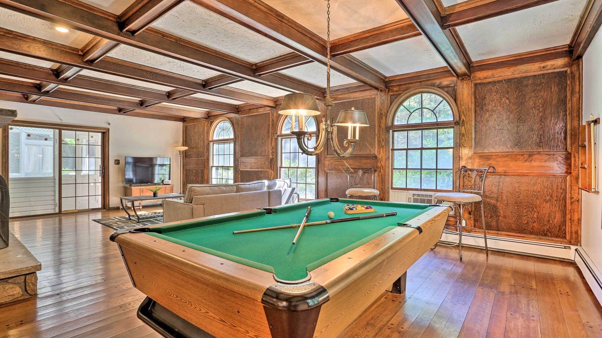 Saylorsburg House | Charming Saylorsburg Retreat w/Game Room & Patio!
