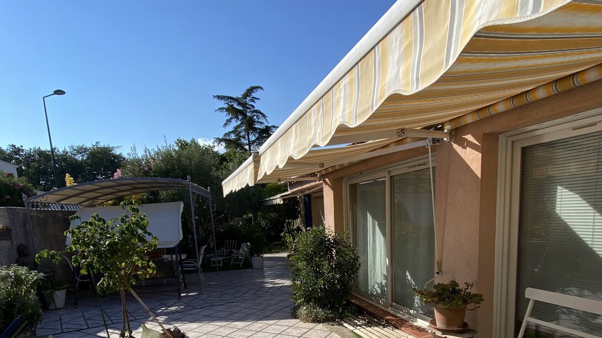 La Garde Villa | Charming single storey villa, sun, shading, for 6 people, pets allowed