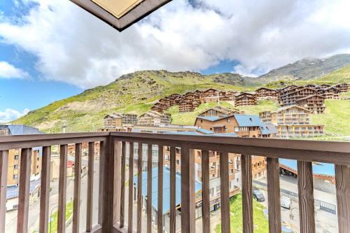 Val-Thorens Apartment | Charming Ski-In Apartment in Heart of Val Thorens 2600