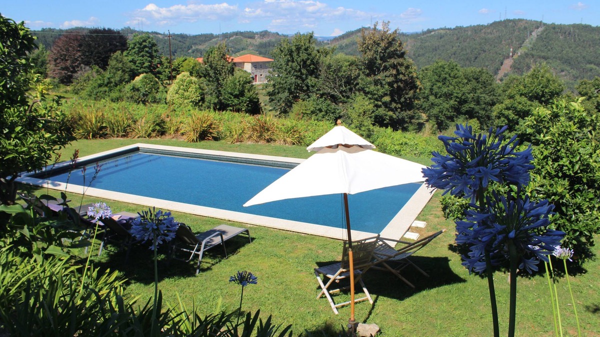 Fareja House | Charming&spacious Familyhouse+pool@guimarães,perfect for Fam+friendsgettoghether