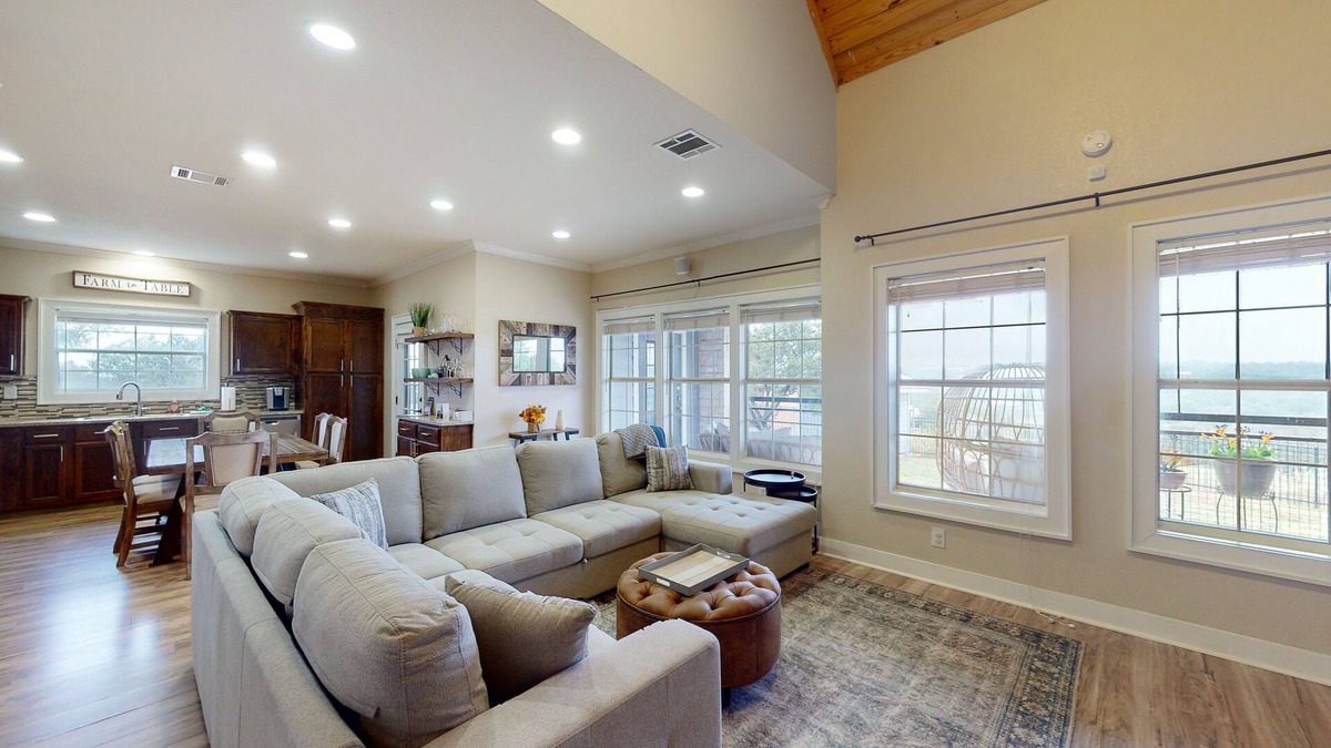 Burnet House | Charming spacious home with yard, game room, lake view & washer/dryer