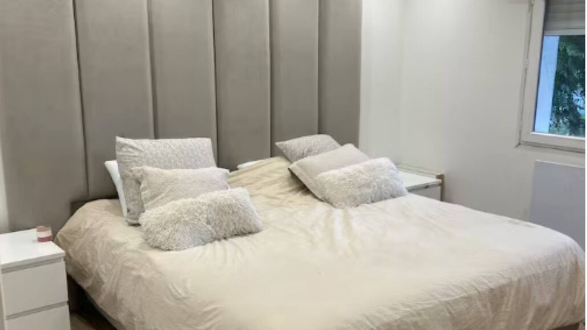 Sarcelles House | Charming Spacious House & Garden Ideal for Relaxing Stays CDG& Paris