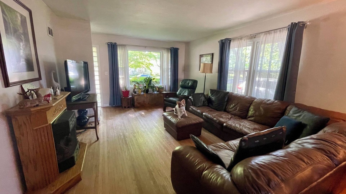 Gates-North Gates House | Charming spacious ranch in a quiet area. Pet friendly.