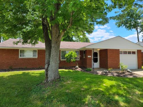 Springboro House | Charming Springboro house near historic downtown