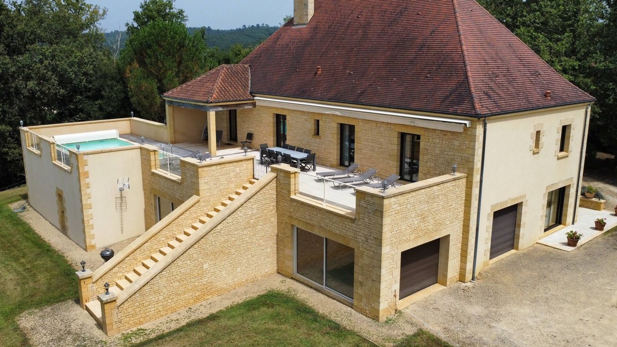 Beynac-et-Cazenac Villa | Charming stone villa with pool near SARLAT