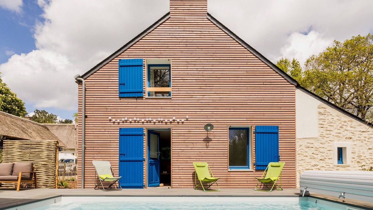 Saint-Lyphard Cottage | Charming Stone Cottage with Heated Pool, Private Garden, and Close to Beaches