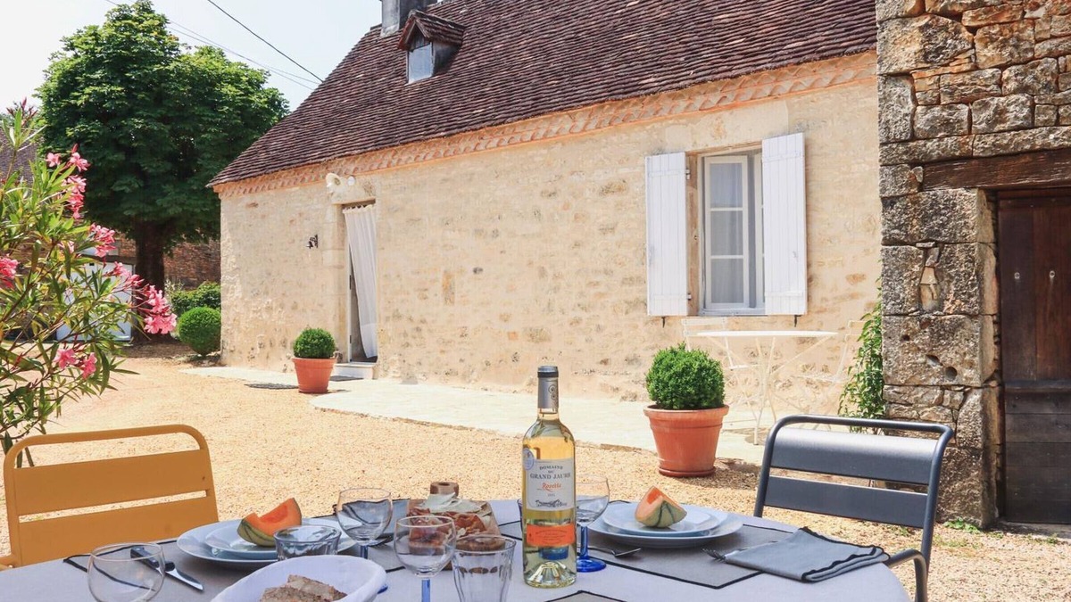 Tourtoirac Cottage | Charming Stone House in Tranquil Hamlet with Fireplace, Terraces, Garden, and Summer Kitchen