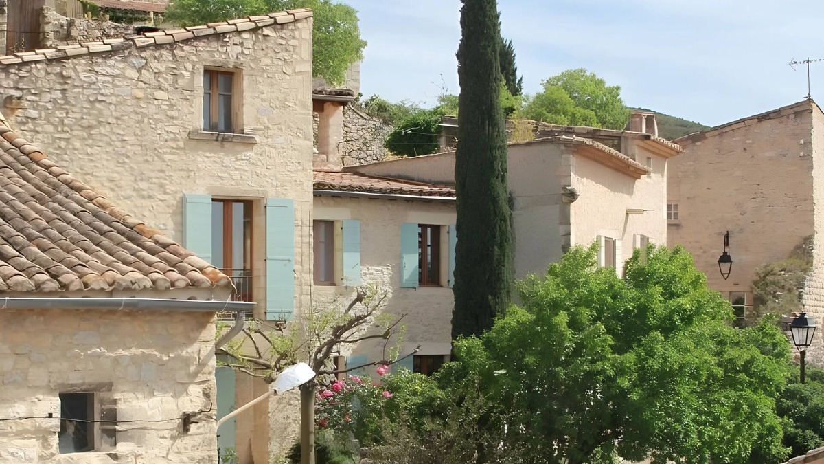 Boulbon House | Charming Stone House in Provence with Garden – Peaceful Location in Boulbon