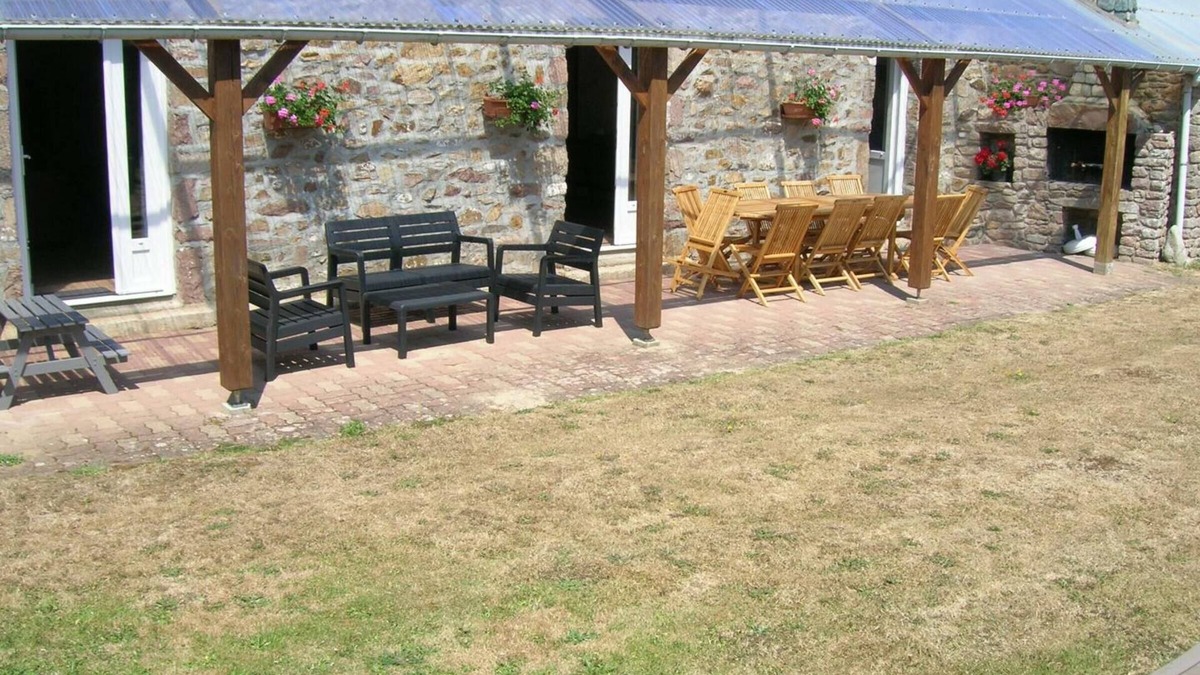 Auderville Cottage | Charming Stone House with Private Bathrooms, Fireplace, and South-Facing Terrace in La Hague