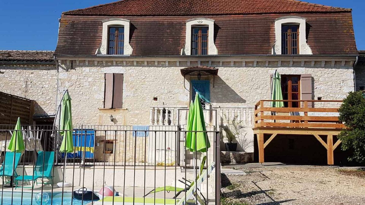 Rampieux Cottage | Charming Stone House with Private Pool in Dordogne Countryside