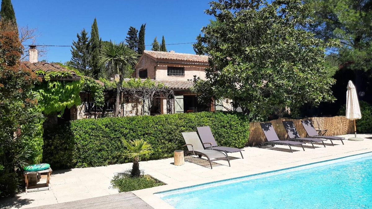 Lorgues House | Charming stone house with airco and a large pool