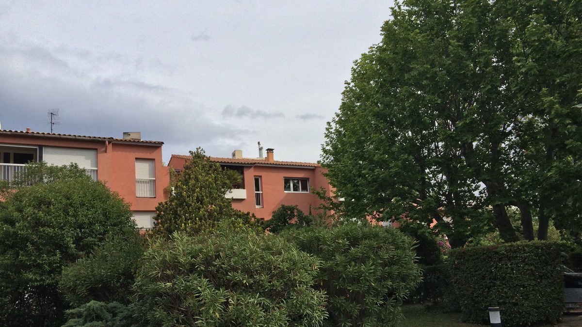 Sainte-Anne Apartment | Charming studio air-conditioned in private residence of 8 ° with small garden