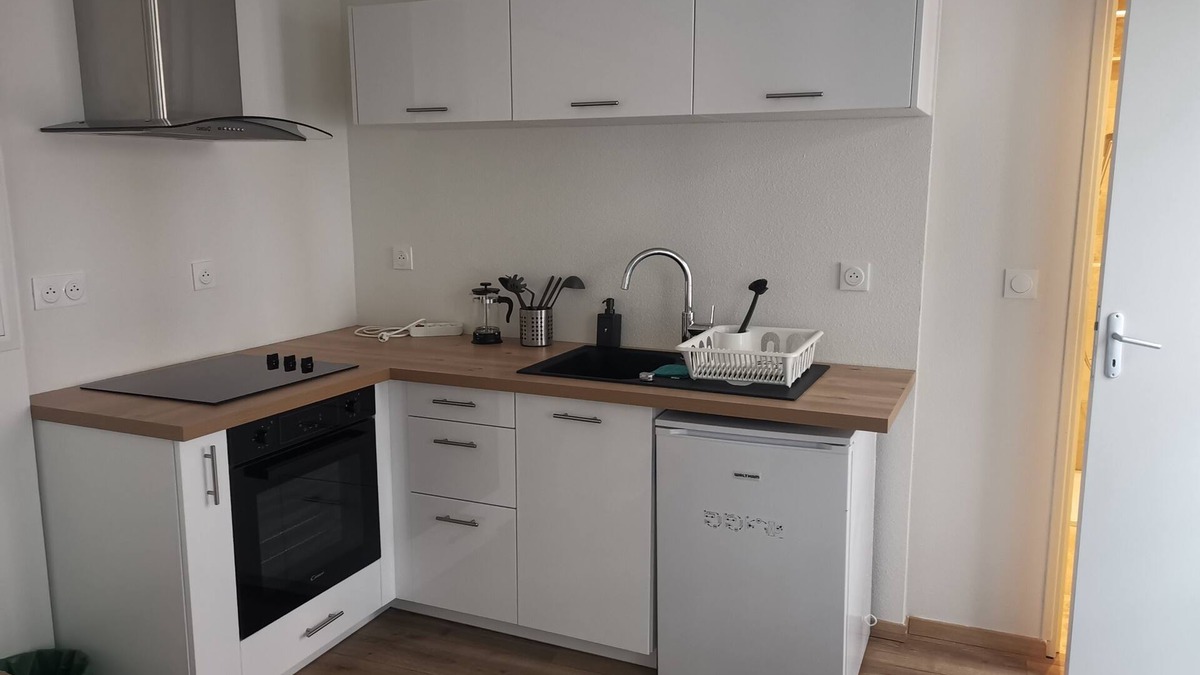 Kable Apartment | Charming studio apartment in lovely Strasbourg with WiFi