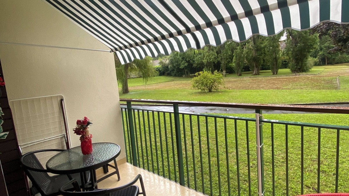Avon Apartment | Charming studio apartment park