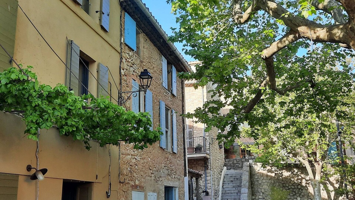 Puyloubier Apartment | Charming studio at the foot of Sainte VIctoire