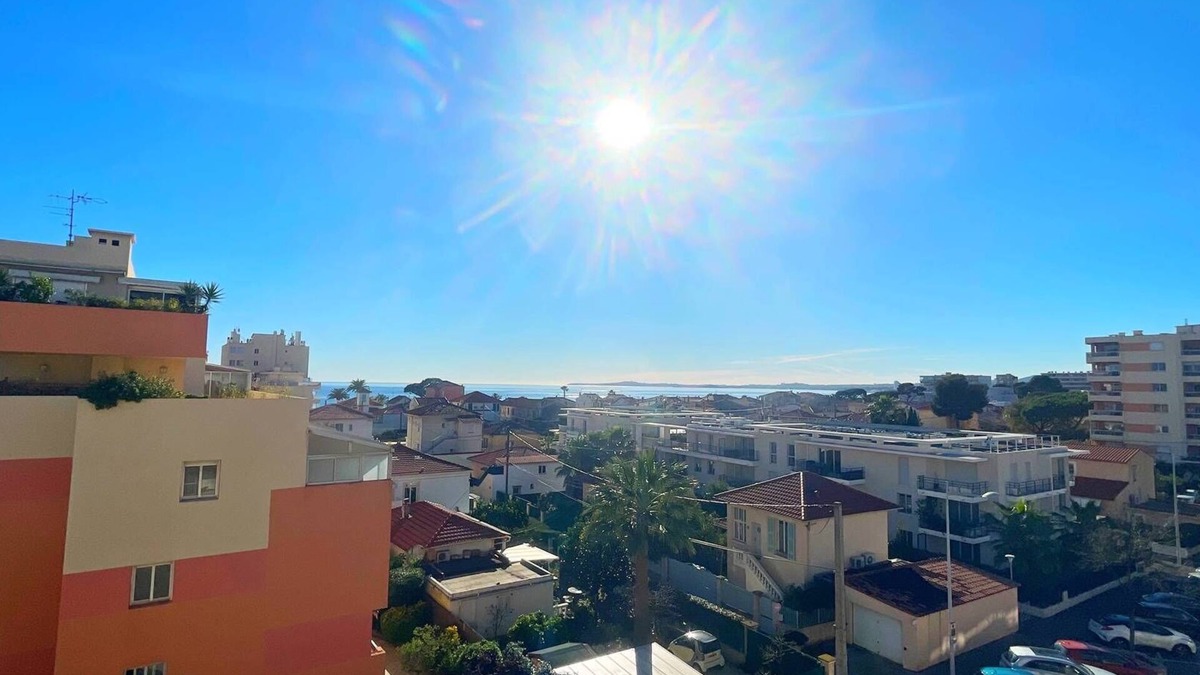 Cros-de-Cagnes Apartment | Charming Studio Panoramic sea view Clim shops sea 200m private parking