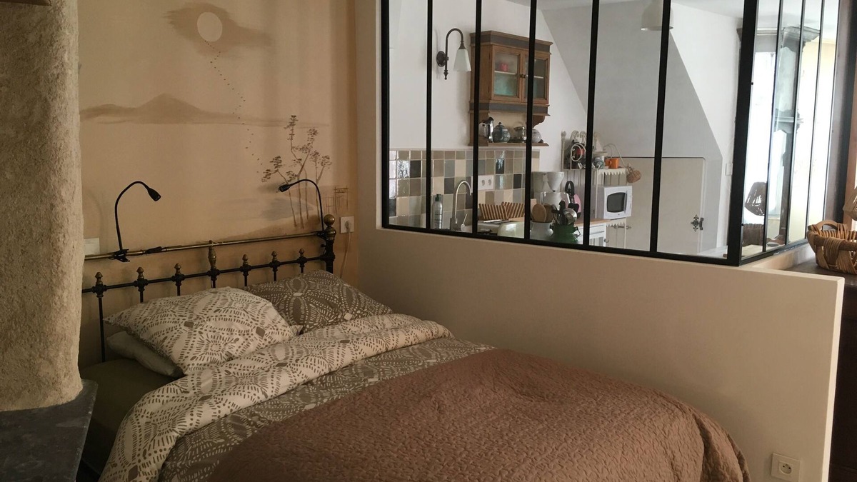 Semur-en-Auxois Apartment | Charming studio in the center of town on Place Notre Dame