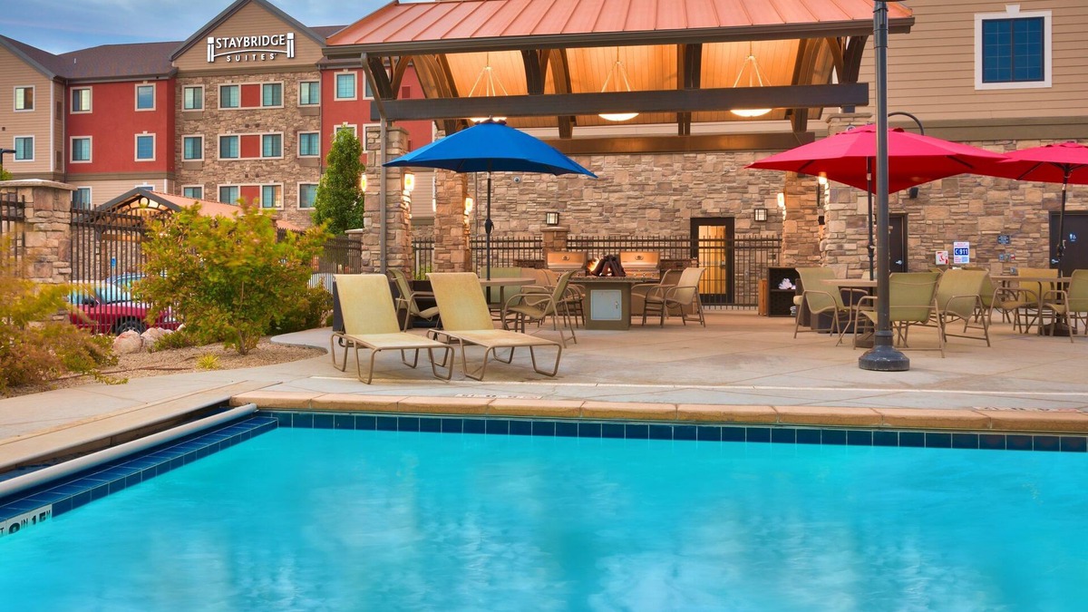 Midvale Apartment | Charming Studio Suite Near Jordan Landing! Heated Pool & Hot Tub. Free Breakfast Buffet.