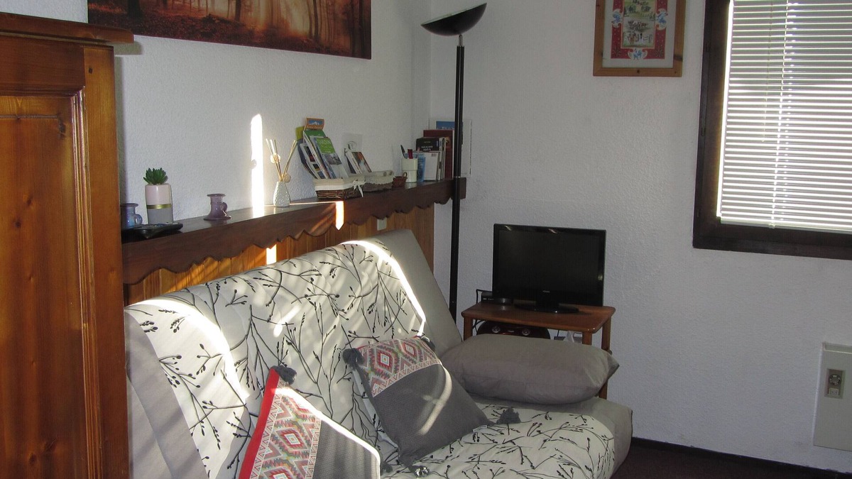 Saint-Jeoire Apartment | Charming studio with mountain views