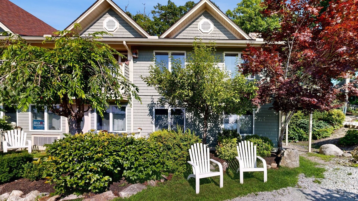 Edgecomb Apartment | Charming Studio with Stunning Bay Views, AC, and Internet