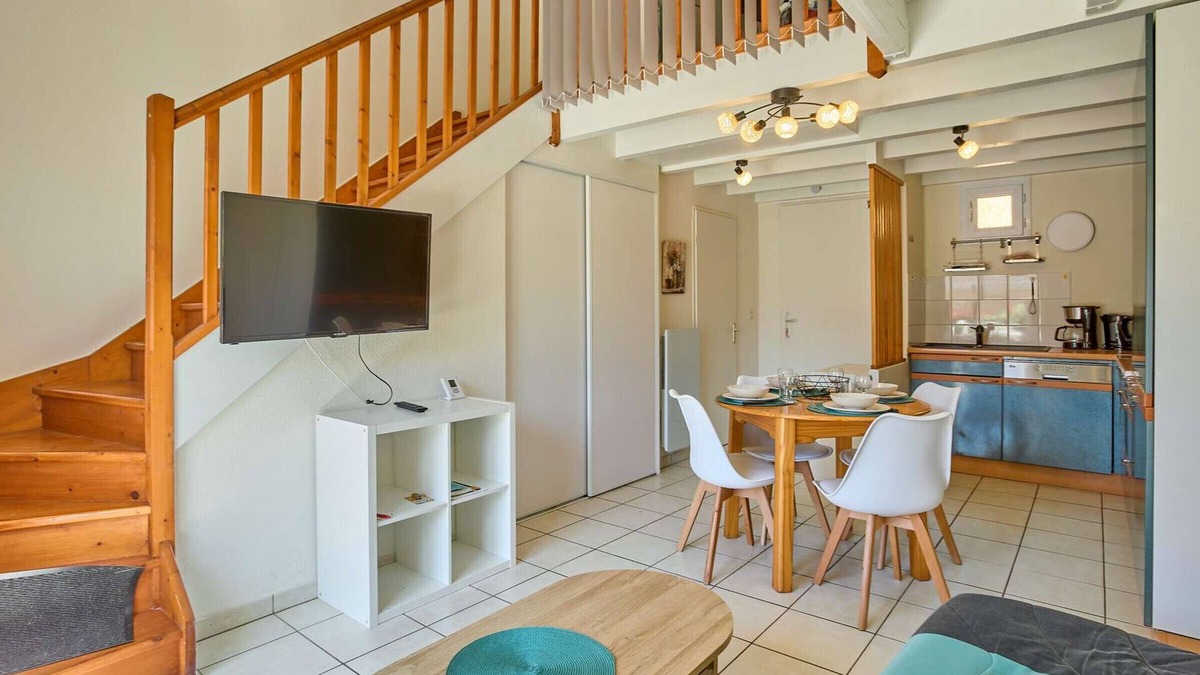Barbotan-les-Thermes Apartment | Charming T2 in Barbotan with Terrace and Garden
