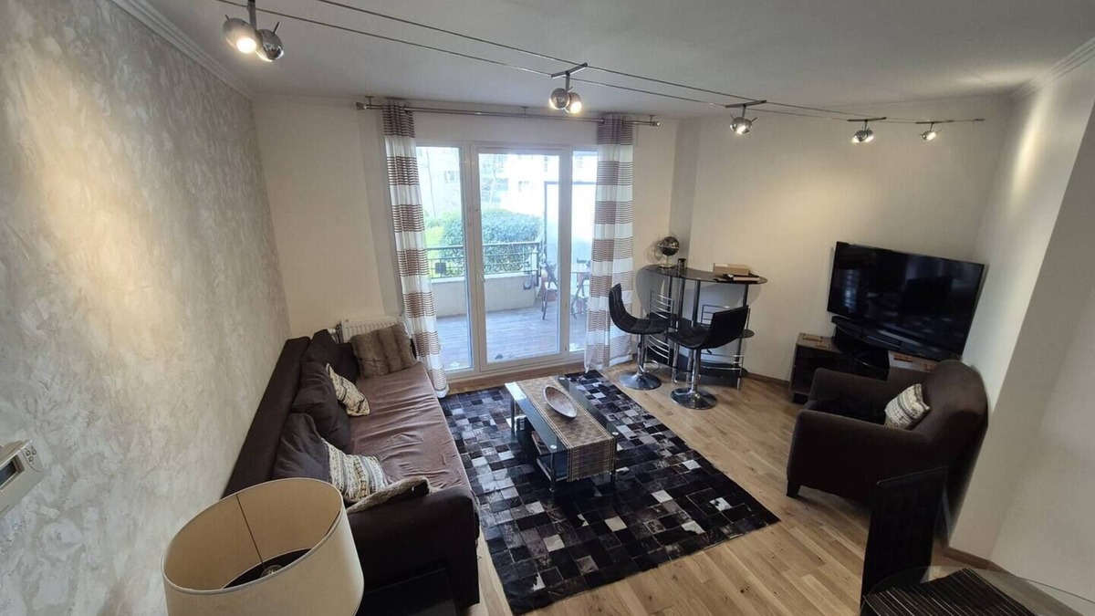 Gambetta Apartment | Charming T2 5min from La Défense