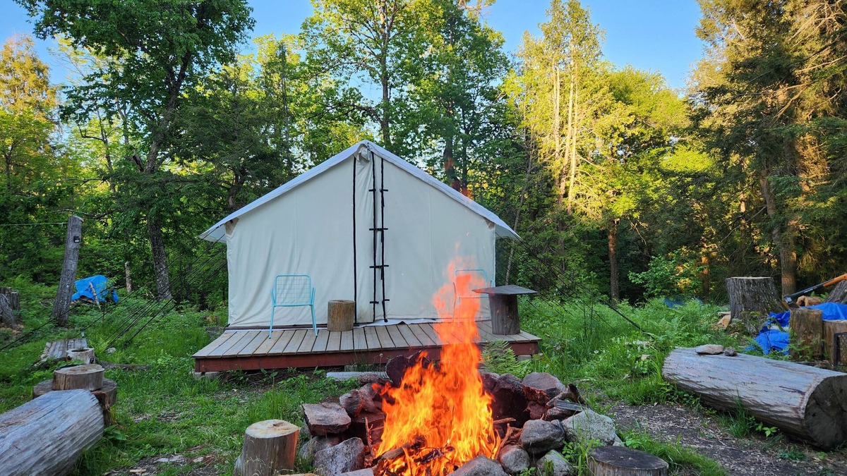 Nipissing RV Rental | Charming Tent with Outdoor Kitchen and Outhouse, 30min drive to North Bay.