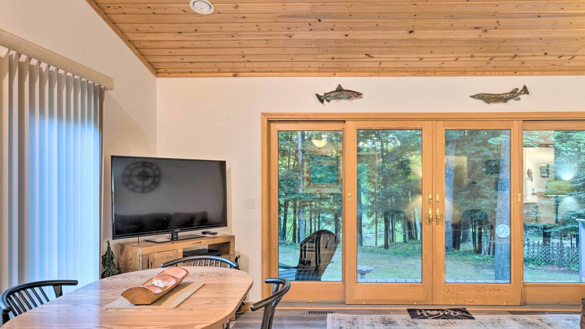 Thompsonville Cottage | Charming Thompsonville Home w/On-site River!