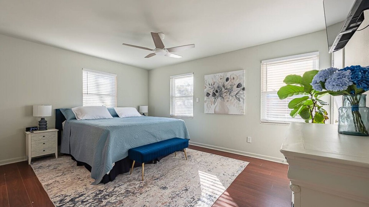 Tallahassee House | Charming Townhome Retreat w/King Bed on Quiet Cul-De-Sac Near I-10, FSU, & FAMU