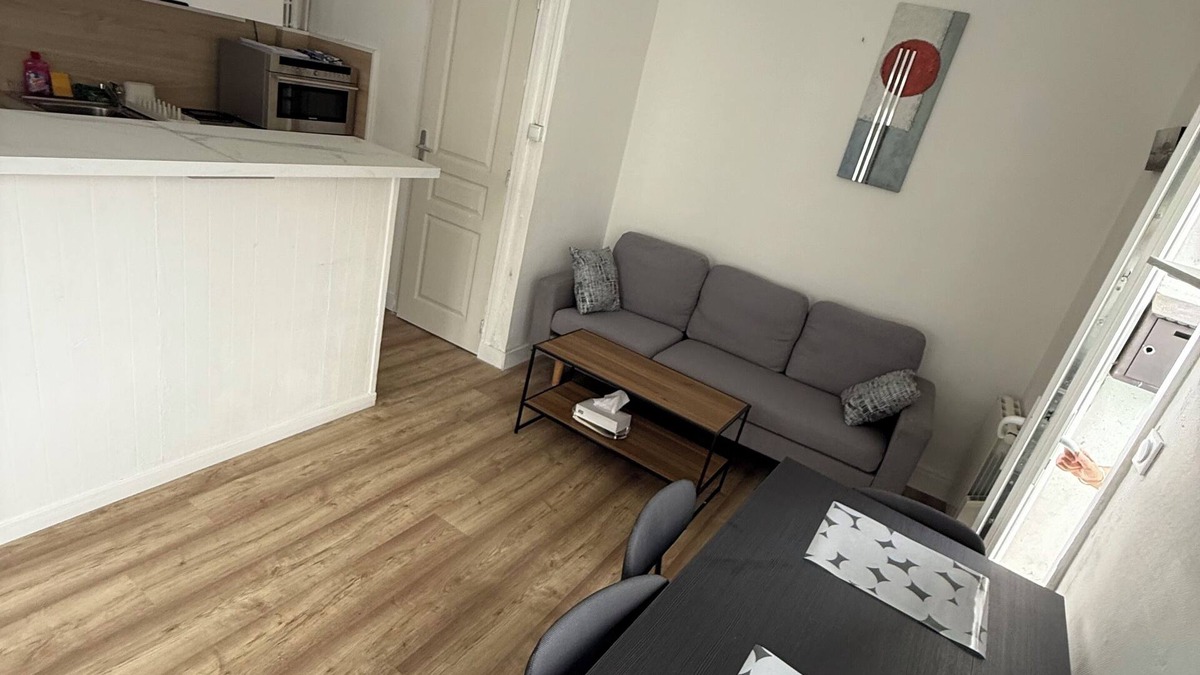Grand-Couronne House | Charming townhouse, fully equipped, 2 steps from shops