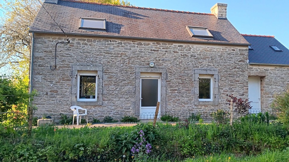 Langolen House | Charming traditional stone house