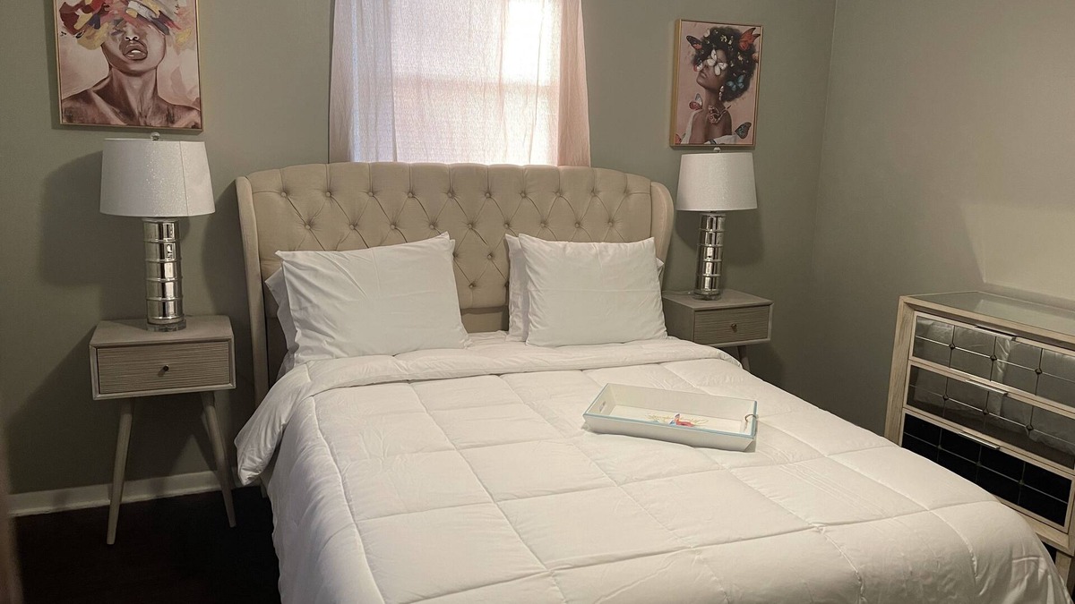 Dayton Apartment | Charming Two-Bedroom Retreat: Your Ideal Urban Oasis Awaits!