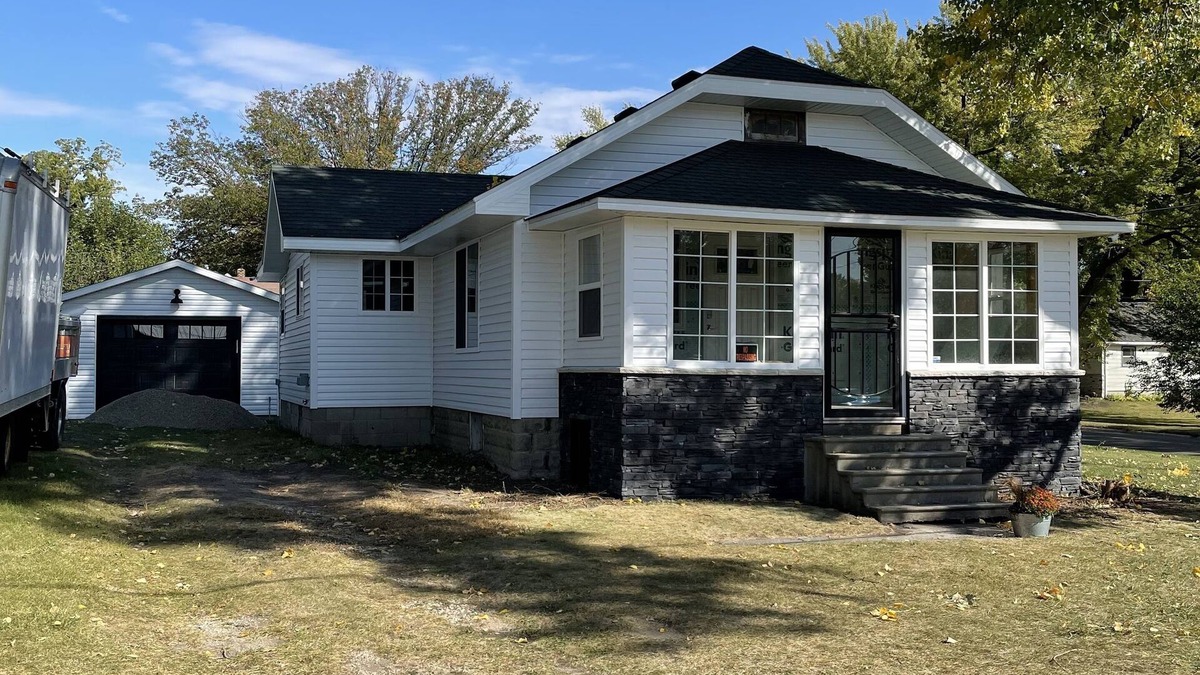 Albert Lea House | Charming two bedroom on the corner, newly renovated with a sweet porch.