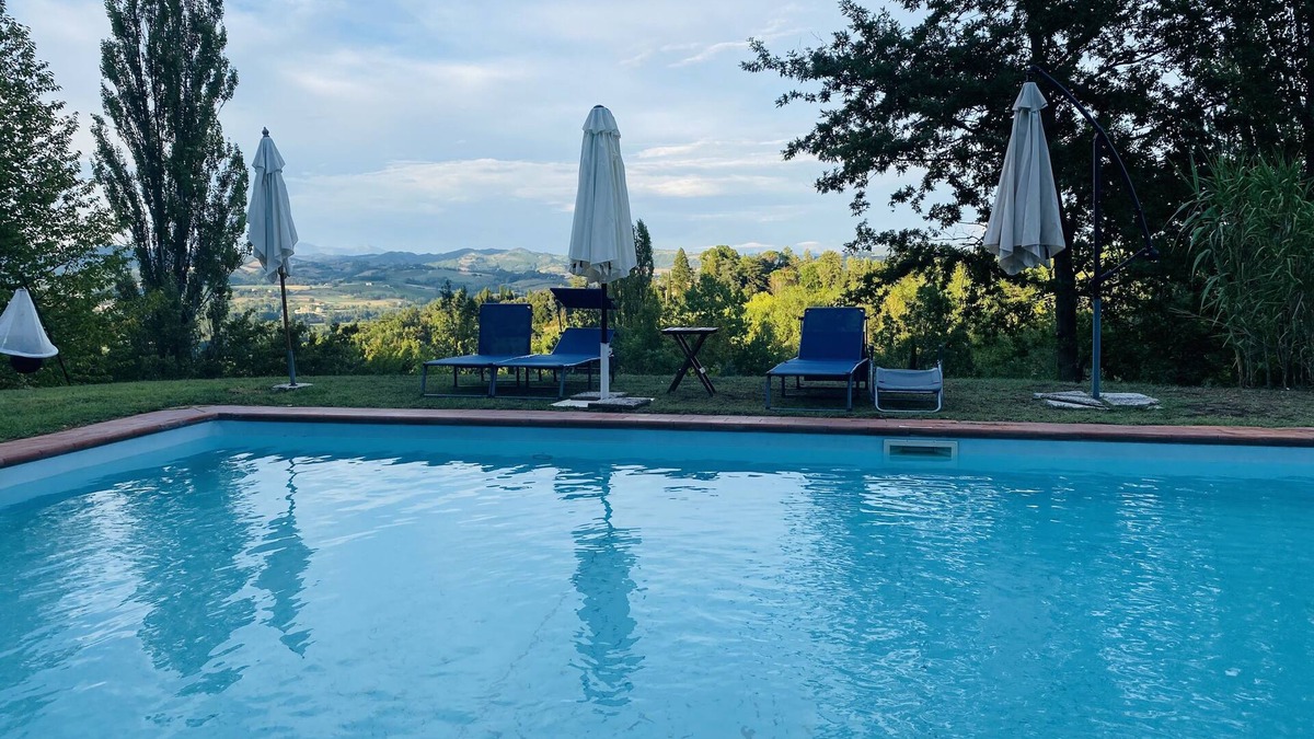 Bivio Lugnano House | Charming Umbrian holiday home with 2 houses, amazing views and a 15m pool